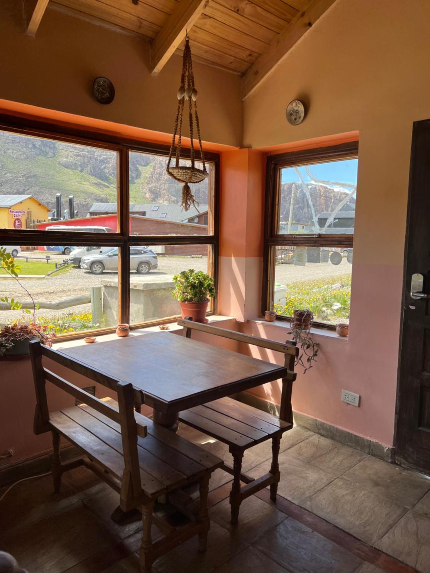 Hosteria Koonek El Chalten Bagian luar foto
